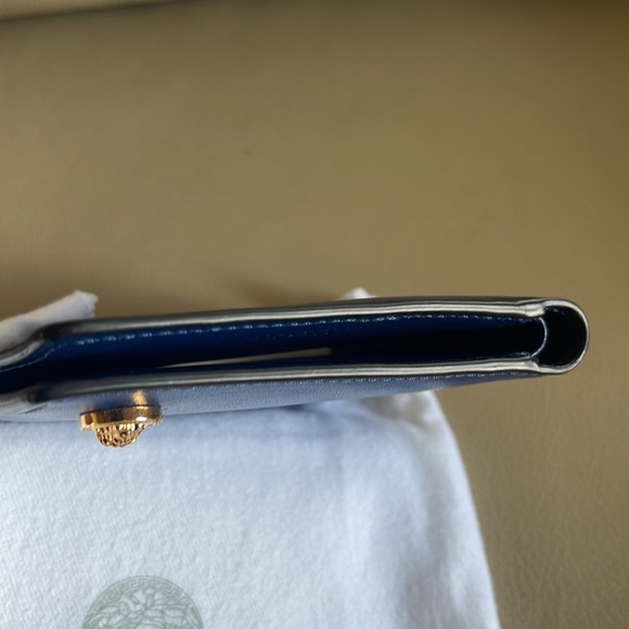 NWT NIB VERSACE MEDUSA BIFOLD WALLET BLUE CALF LEATHER W AUTHENTICATION CARD - Picture 11 of 14